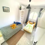 Σπίτι διακοπών Modern Townhouse 7min Walk And 15 To Duquesa *