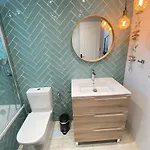 Σπίτι διακοπών Modern Townhouse 7min Walk And 15 To Duquesa *